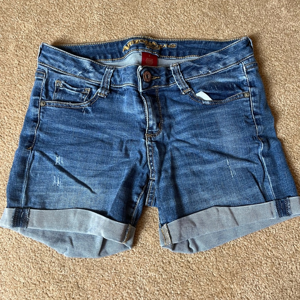 Cute kids Jean shorts!